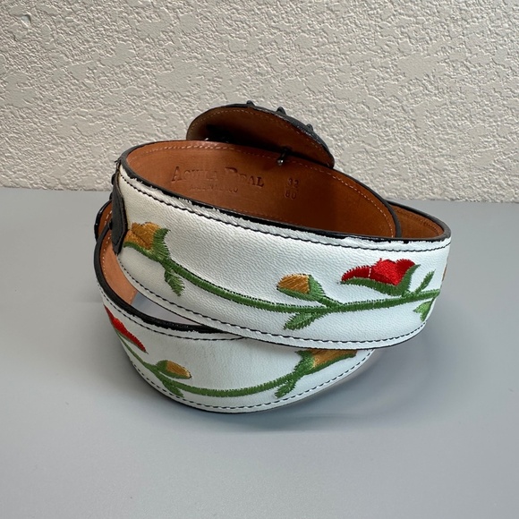 Rodeo Belt White Black Embroidered Flowers Genuine Leather Women\'s Size US 8 37\